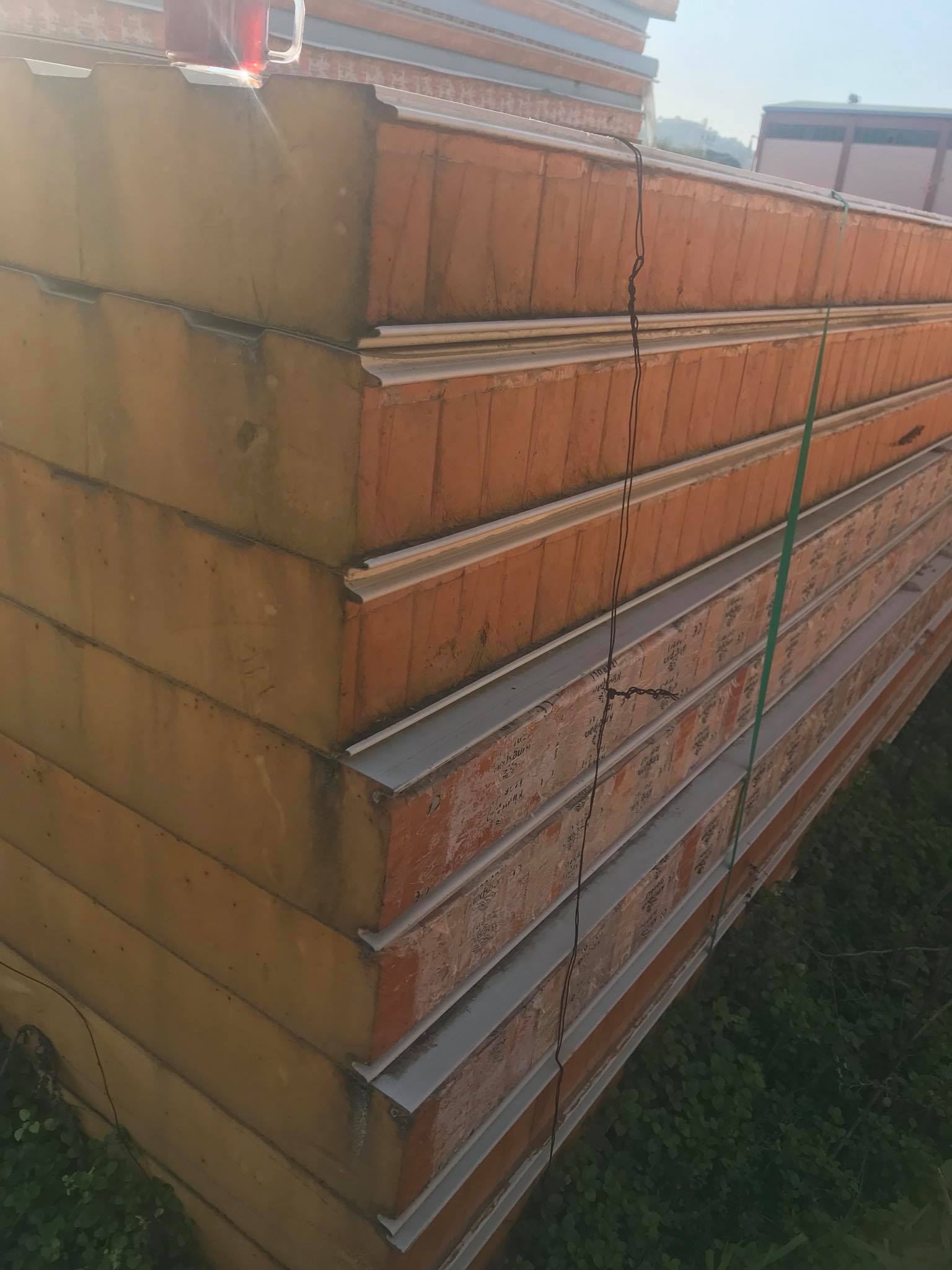 20 cm ikinci el soğuk hava deposu panelleri gelmiştir