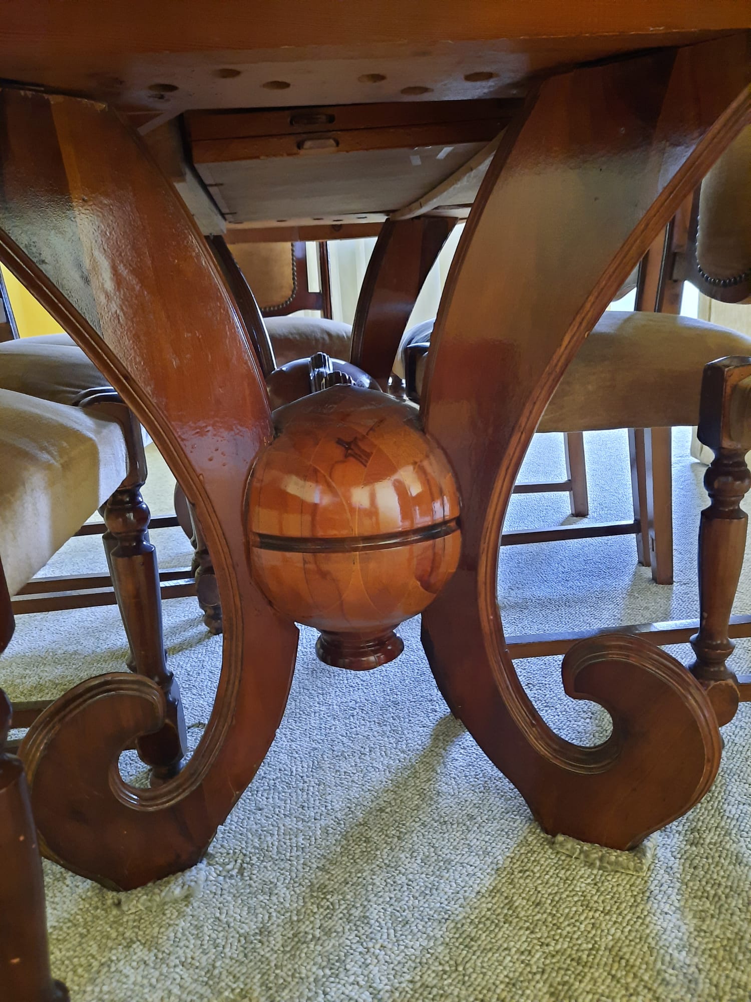 En uygun ürünü ikinci el ve sıfır seçenekleri vintage oymalı yemek masası