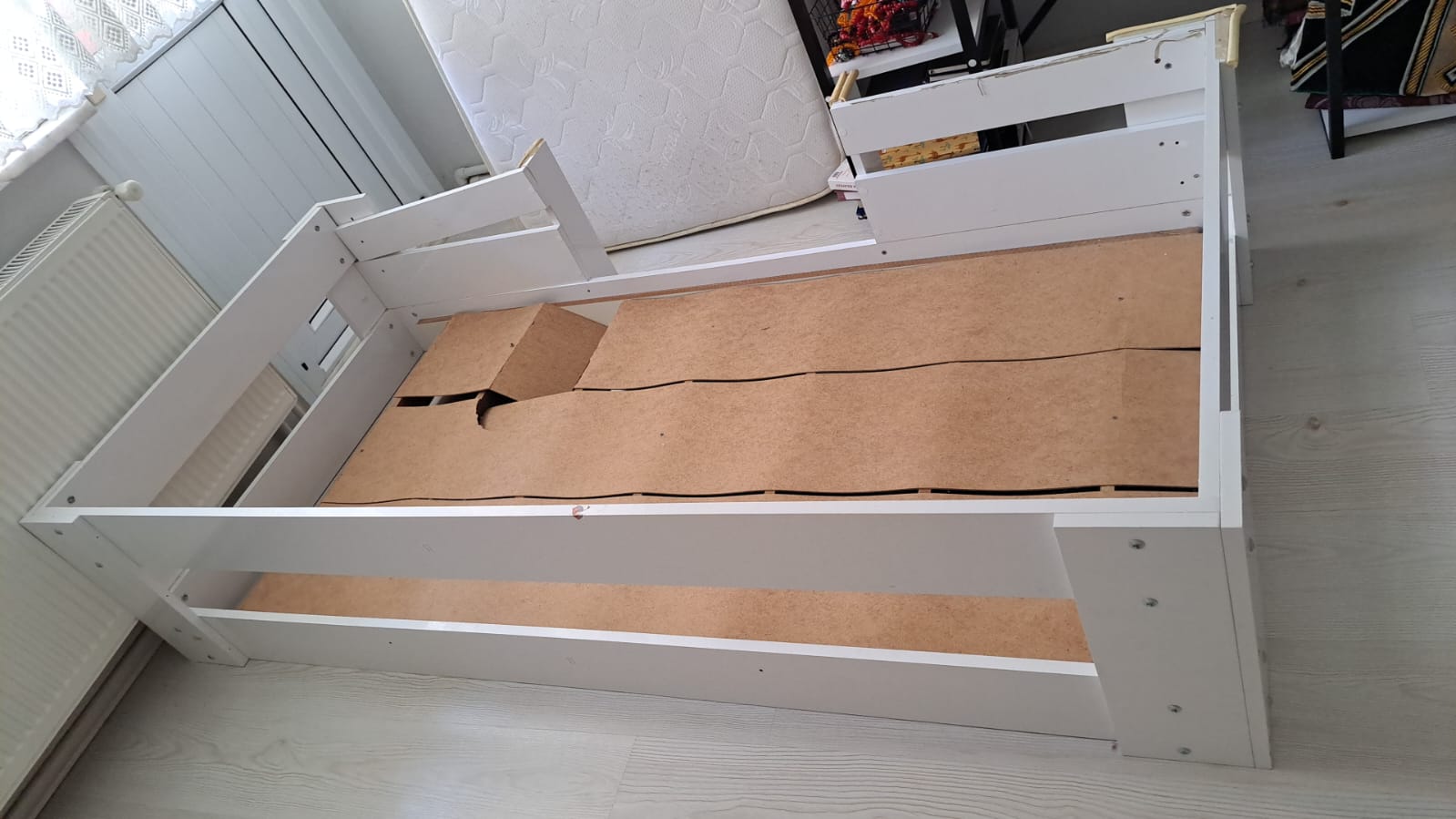 Temiz sağlam ve ucuz ikea ikinci el karyola